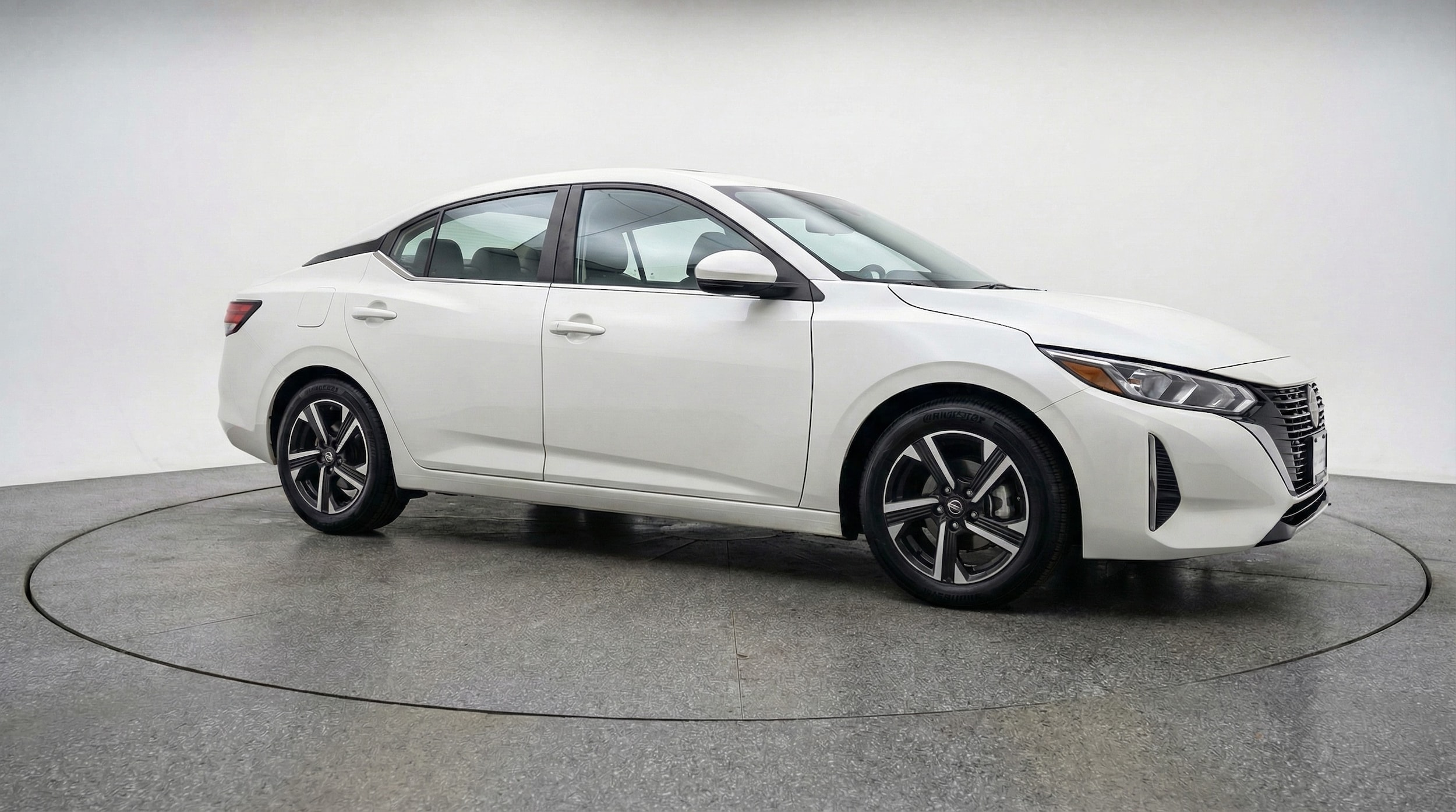 Thumbnail: 2025 Nissan Sentra - 1