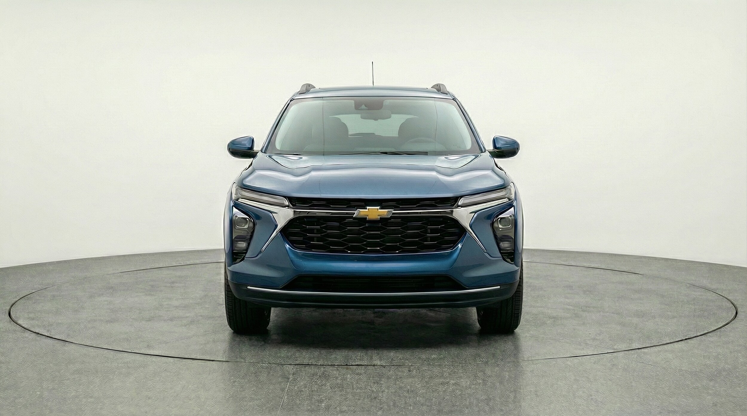 Thumbnail: 2025 Chevrolet Trax - 2
