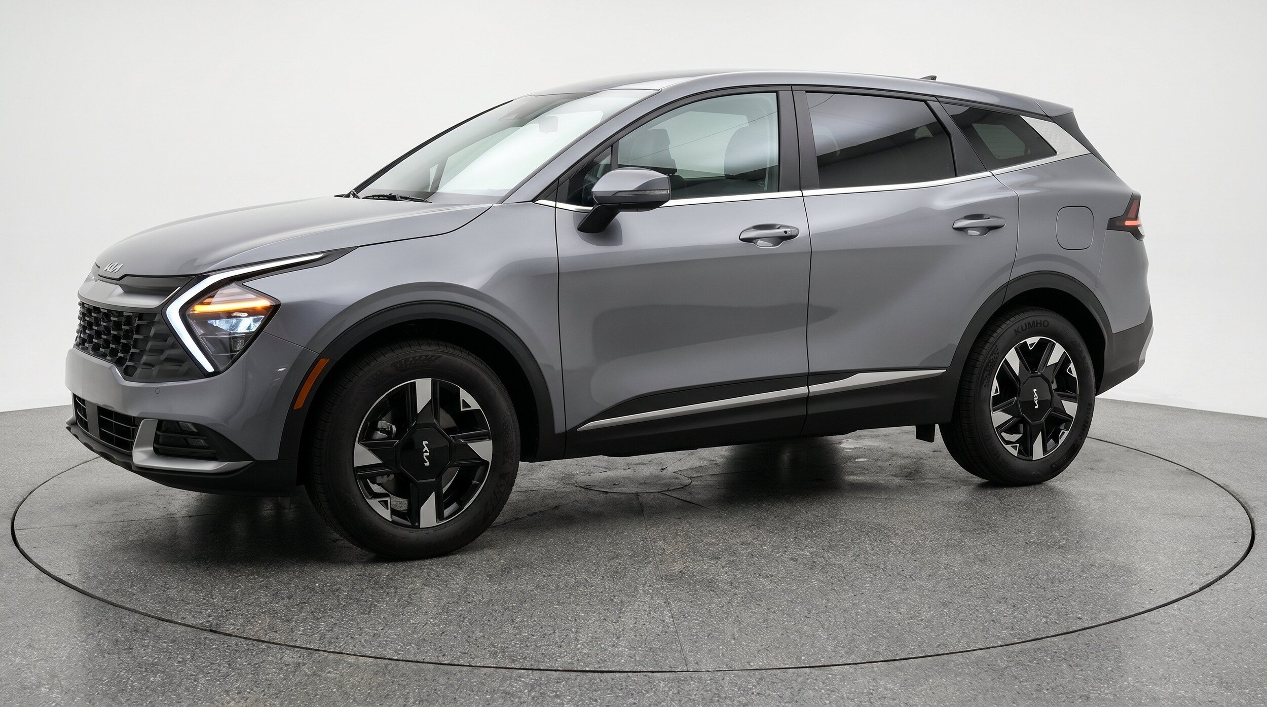 Thumbnail: 2026 Kia Sportage - 3