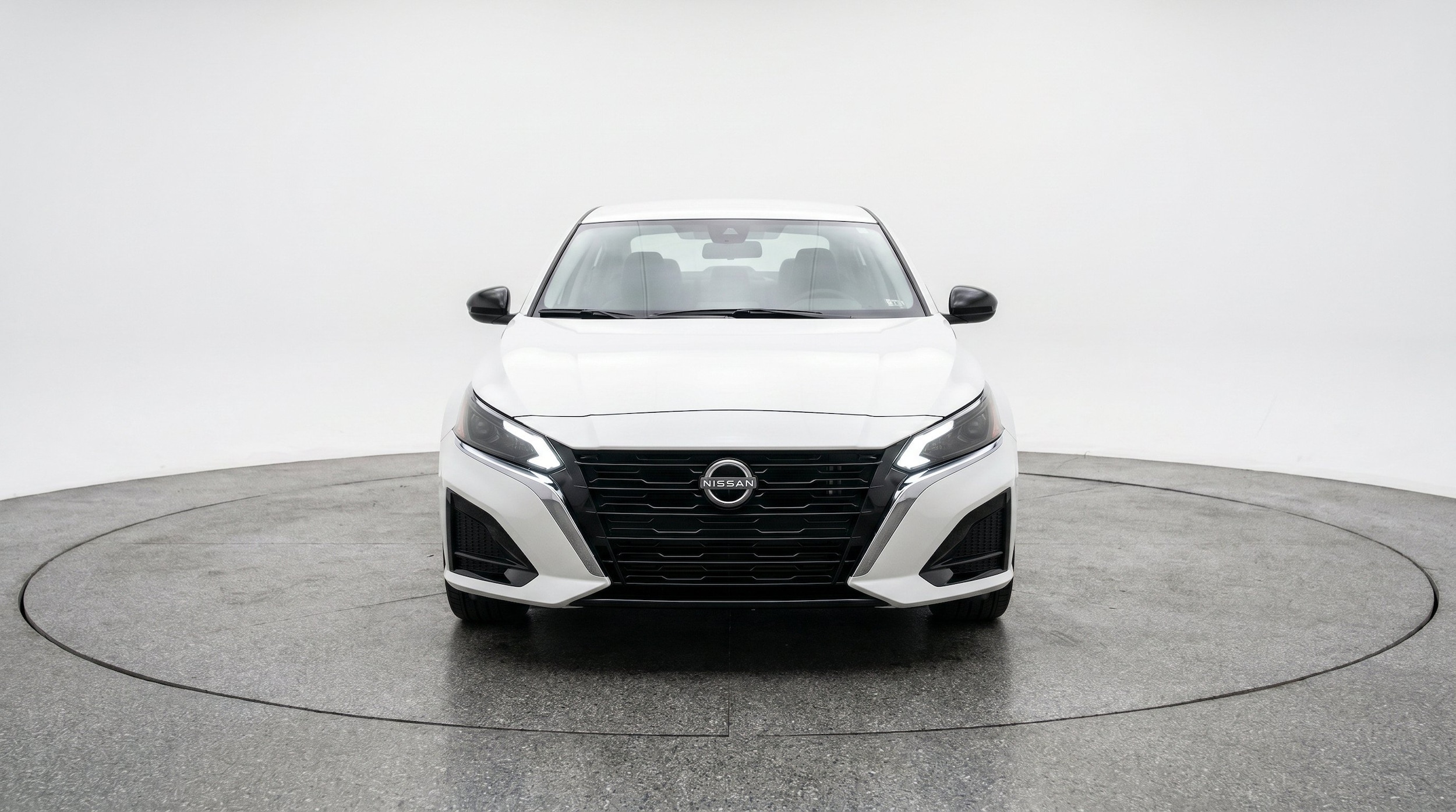 Thumbnail: 2025 Nissan Altima - 2