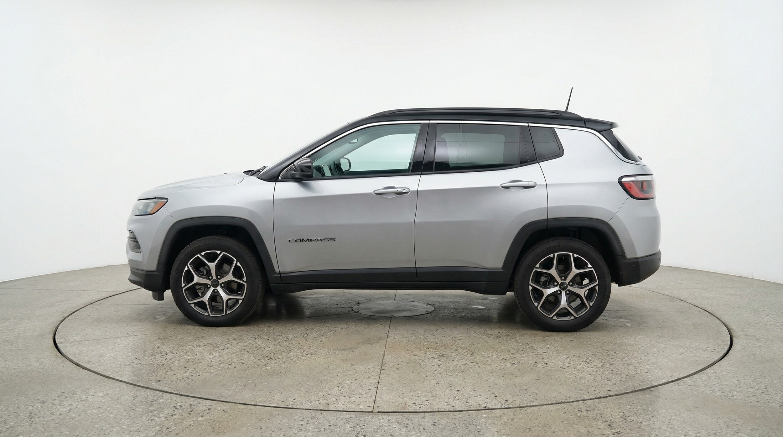Thumbnail: 2025 Jeep Compass - 4