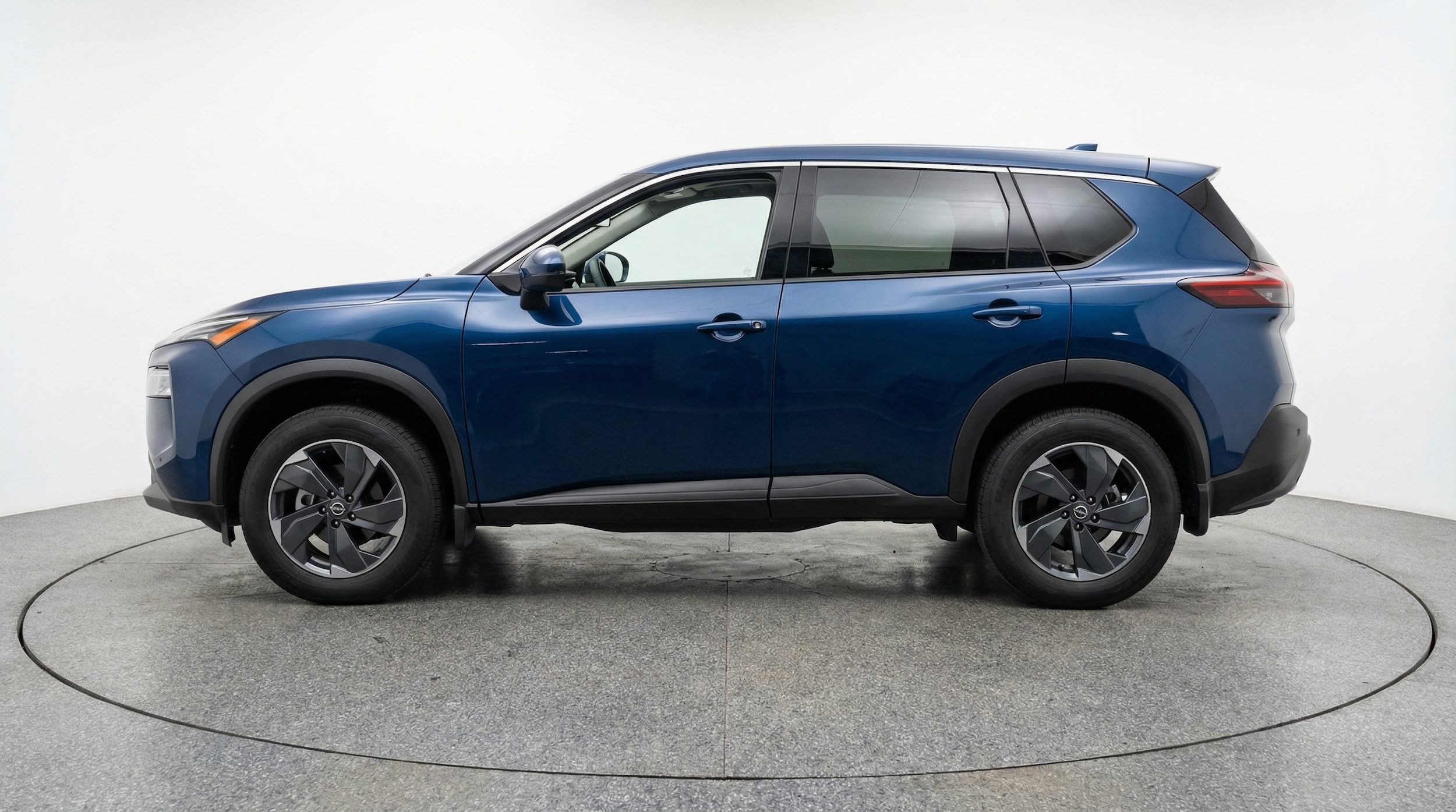 Thumbnail: 2025 Nissan Rogue - 4