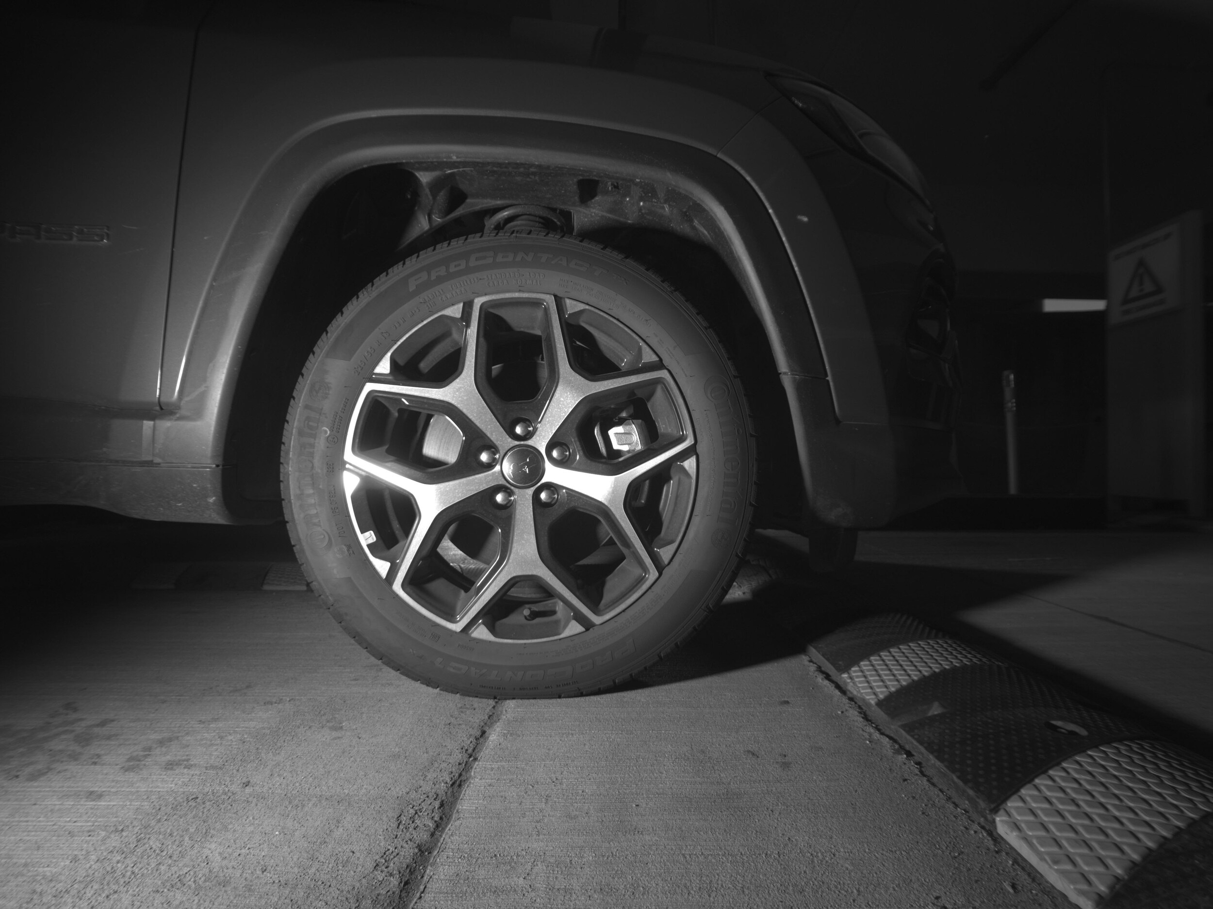 Thumbnail: 2025 Jeep Compass - 13