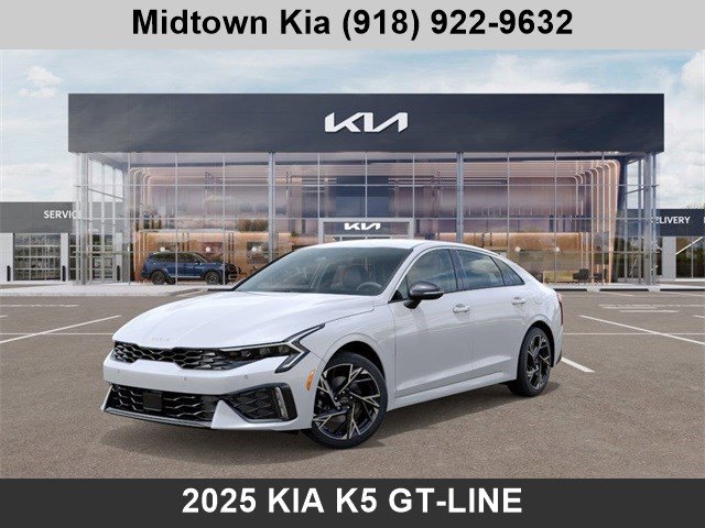 2025 Kia K5 GT-Line photo 3