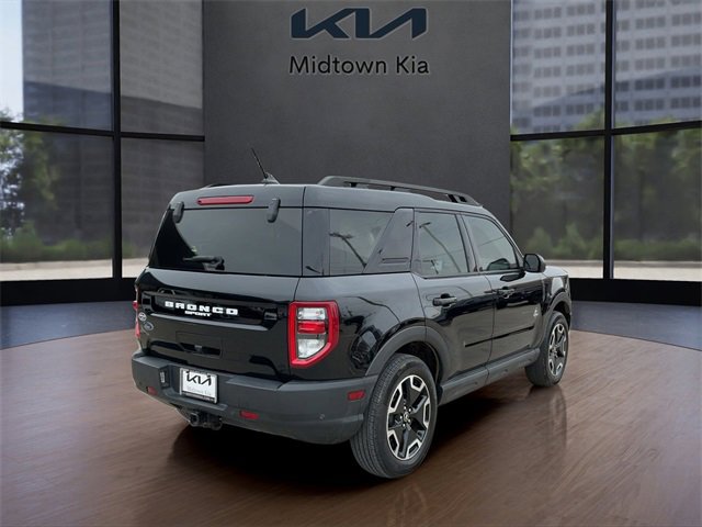 2022 Ford Bronco Sport Outer Banks photo 2