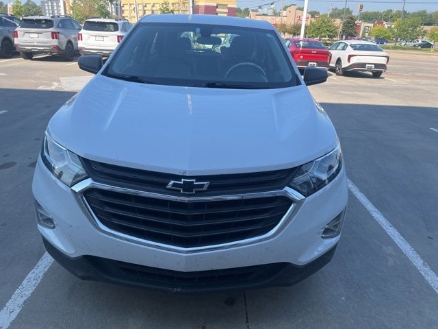 Used 2018 Chevrolet Equinox LS with VIN 2GNAXHEV1J6271958 for sale in Tulsa, OK