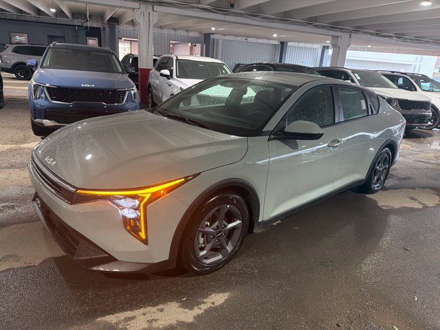 2025 Kia K4