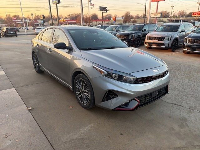 2023 Kia Forte GT-Line's photo