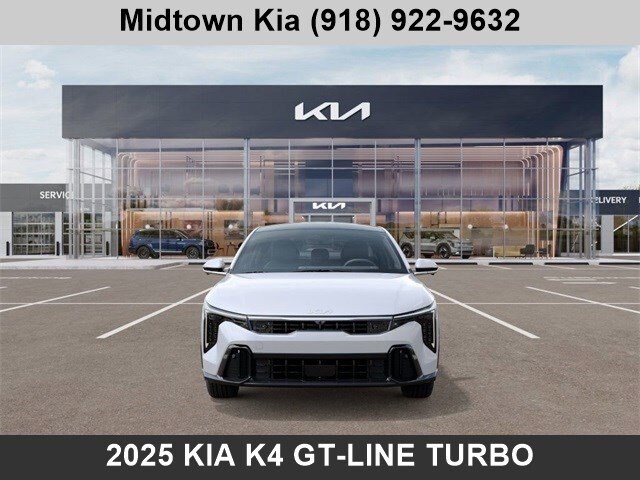 2025 Kia K4 GT-Line Turbo photo 2