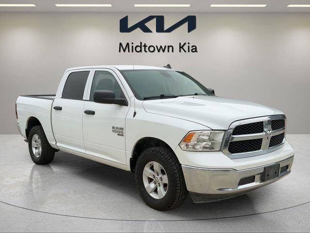 2023 RAM 1500 Classic SLT 4x4 Crew Cab 5'7's photo