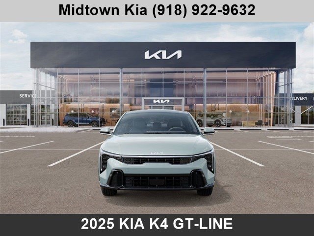2025 Kia K4 GT-Line photo 2