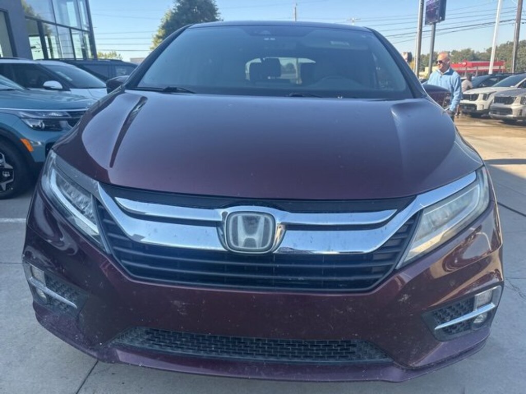 Used 2019 Honda Odyssey Elite Mini-Van