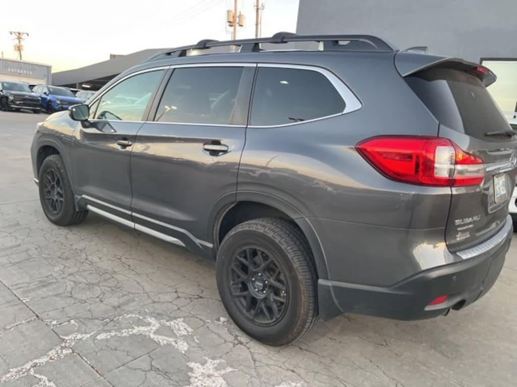 Used 2019 Subaru Ascent Limited Sport Utility