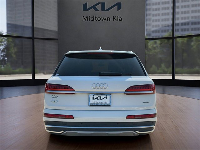 2023 Audi Q7 55 Premium Plus photo 4