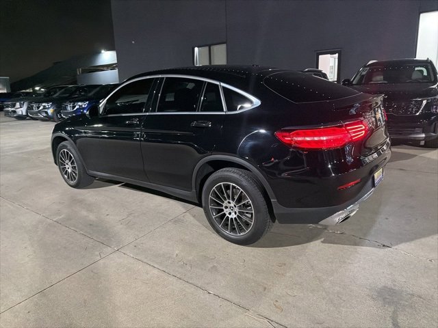 2017 Mercedes Benz GLC 300 photo 3