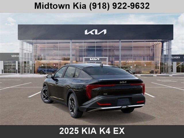 2025 Kia K4 EX photo 2