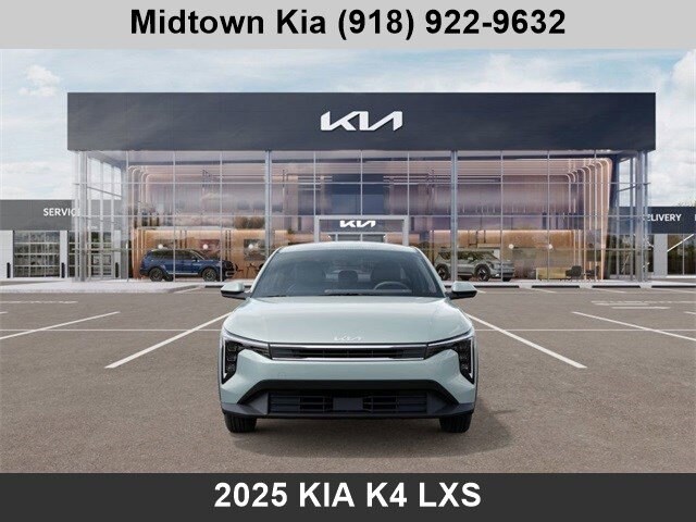 2025 Kia K4 LXS photo 2
