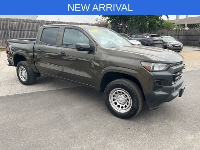2023 Chevrolet Colorado 2WD Work Truck Crew Cab Short Box's photo