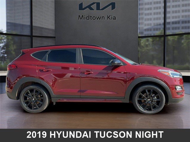 2019 Hyundai Tucson Sport photo 2
