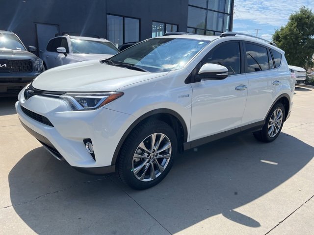 Used 2018 Toyota RAV4 Limited with VIN JTMDJREV9JD209951 for sale in Tulsa, OK