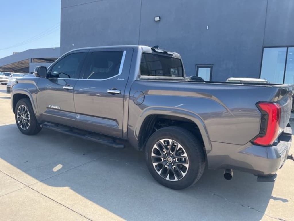Used 2022 Toyota Tundra 4WD Limited Crew Cab