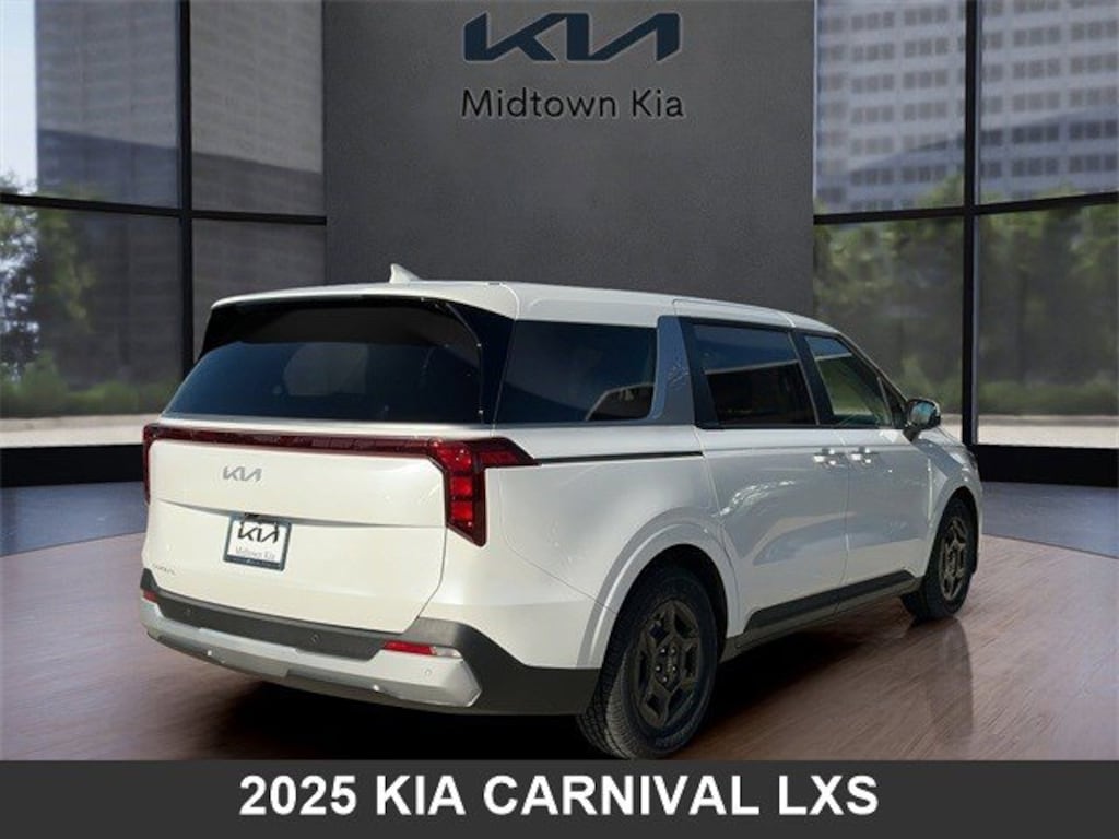 Used 2025 Kia Carnival LXS MPV