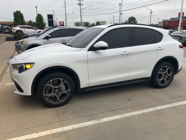 Used 2022 Alfa Romeo Stelvio Base with VIN ZASPAJAN3N7D24402 for sale in Tulsa, OK