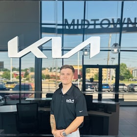 Staff member Anthony Hopkins from ID_8fce95b37d46
