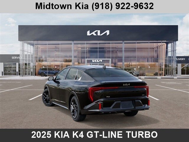2025 Kia K4 GT-Line Turbo photo 4