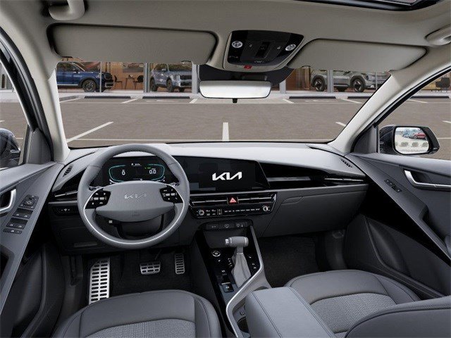 2025 Kia Niro EX Touring - Photo 14