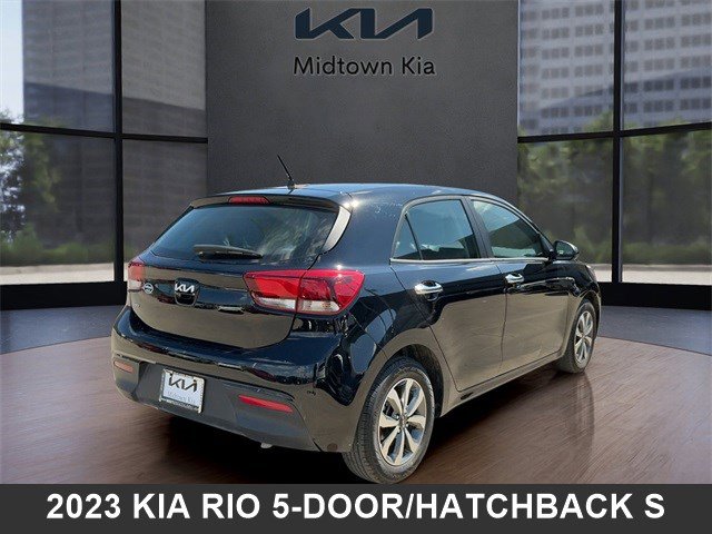 2023 Kia Rio S photo 3