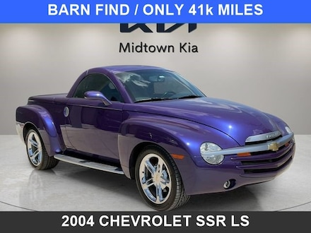 2004 Chevrolet SSR LS Regular Cab