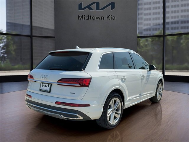 2023 Audi Q7 55 Premium Plus photo 3