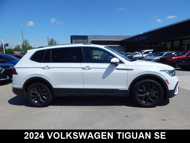 Used 2024 Volkswagen Tiguan SE with VIN 3VV2B7AX5RM123330 for sale in Tulsa, OK