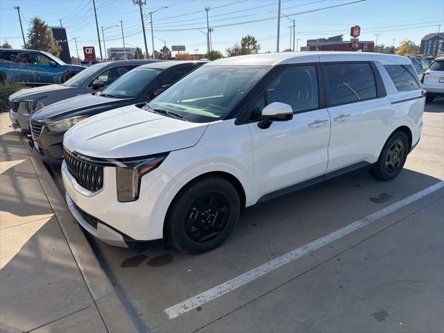 2025 Kia Carnival LXS photo 2