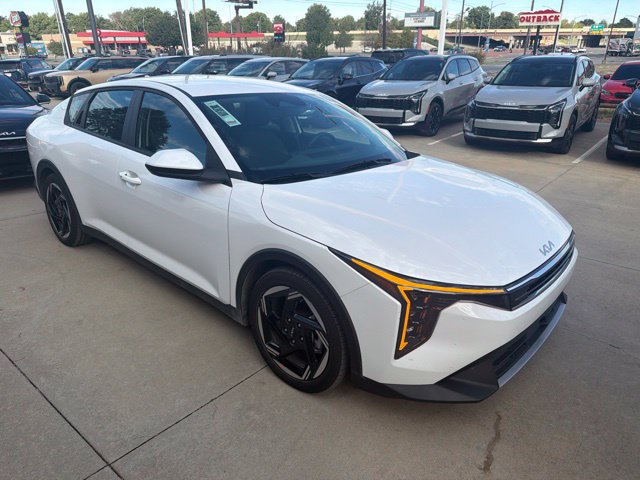 2025 Kia K4