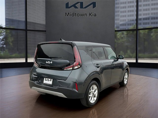 2024 Kia Soul LX S photo 2