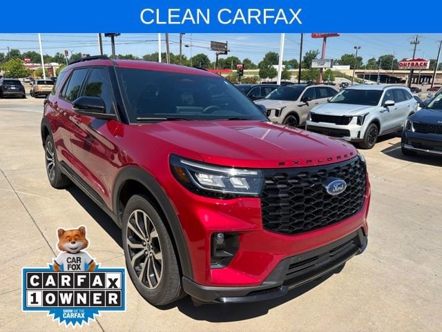 2025 Ford Explorer ST-LINE 4WD (PL535)'s photo