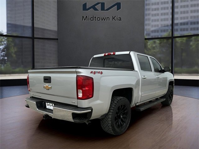 2018 Chevrolet Silverado 1500 LTZ photo 3