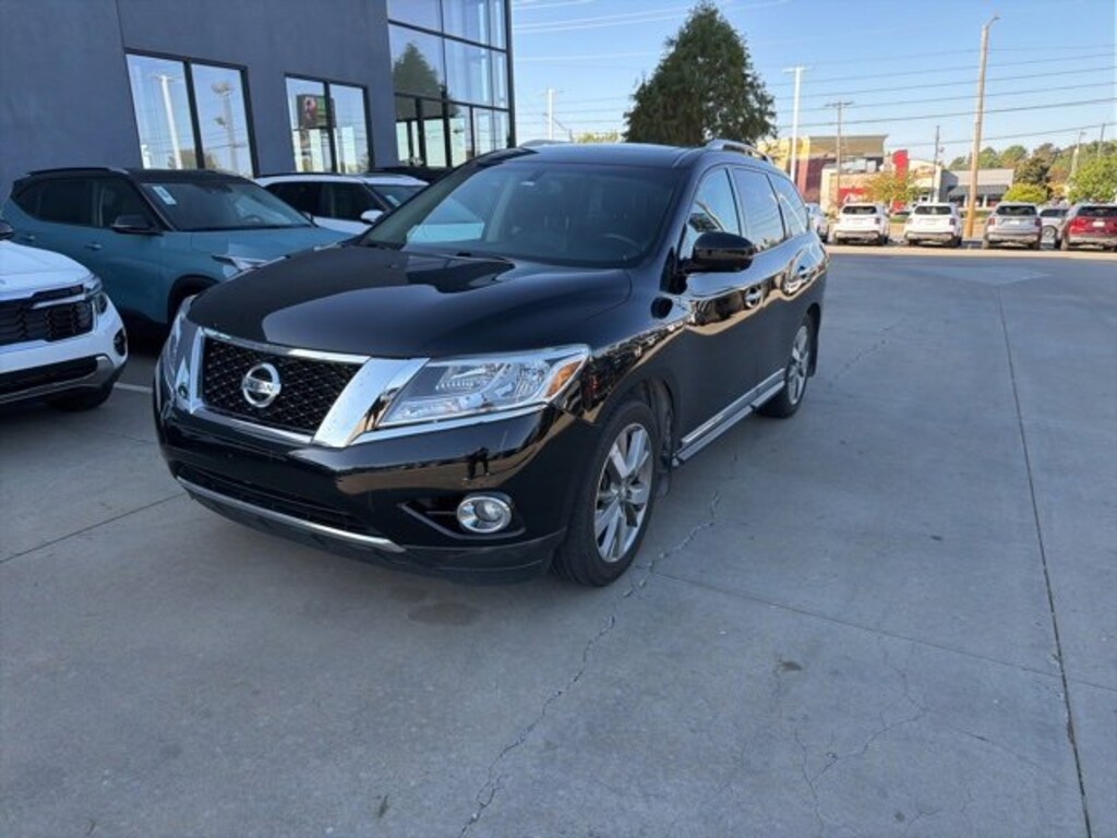 Used 2015 Nissan Pathfinder Platinum Sport Utility