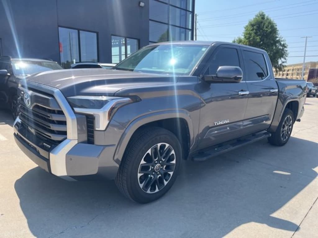 Used 2022 Toyota Tundra 4WD Limited Crew Cab