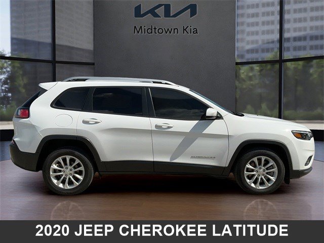 2020 Jeep Cherokee Latitude photo 2