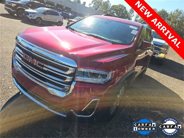 2023 GMC Acadia SLT's photo