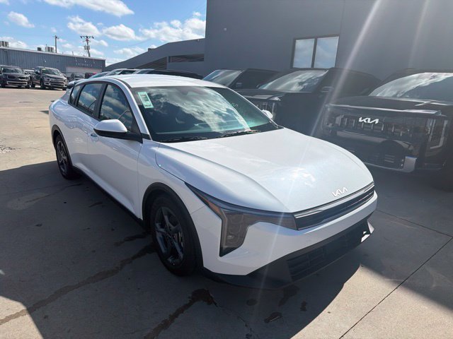 2025 Kia K4