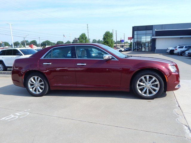 Used 2017 Chrysler 300 C with VIN 2C3CCAKG0HH534910 for sale in Tulsa, OK