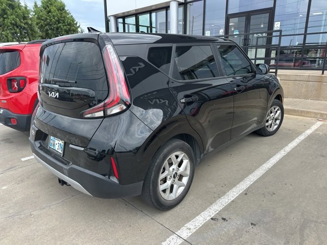 2023 Kia Soul LX photo 4