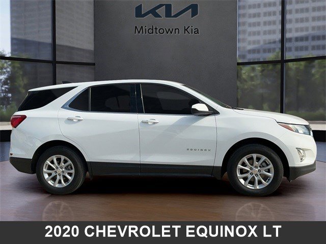 2020 Chevrolet Equinox LT photo 2