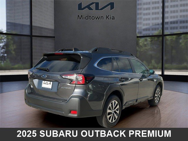 2025 Subaru Outback Premium photo 3