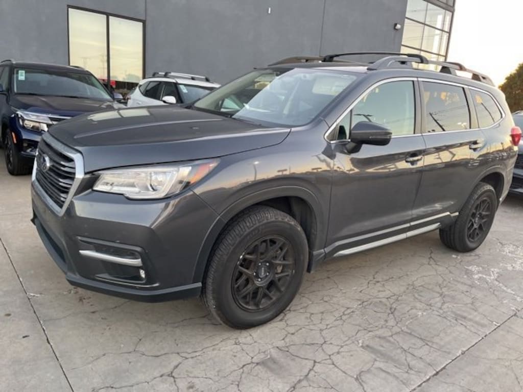 Used 2019 Subaru Ascent Limited Sport Utility