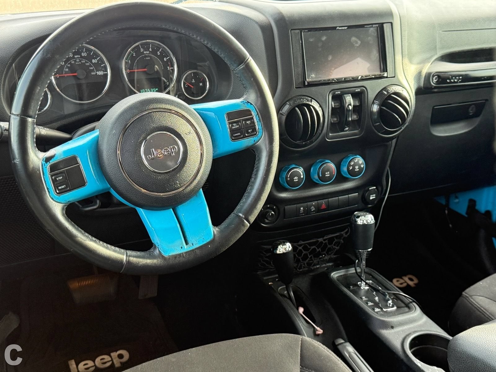 Photo 12